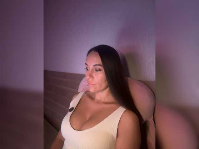 Mayami77 live cam