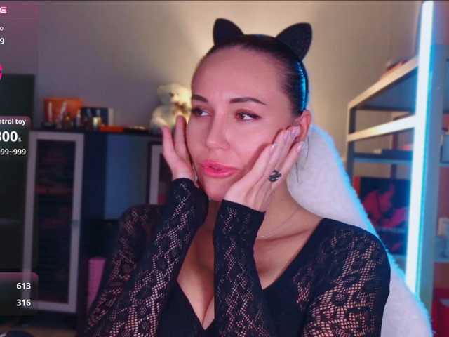 MAYAMI77 live cam on BongaCams