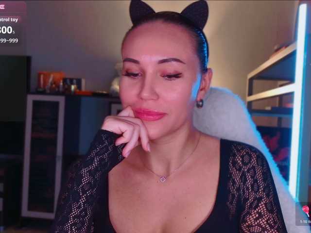 MAYAMI77 live cam on BongaCams