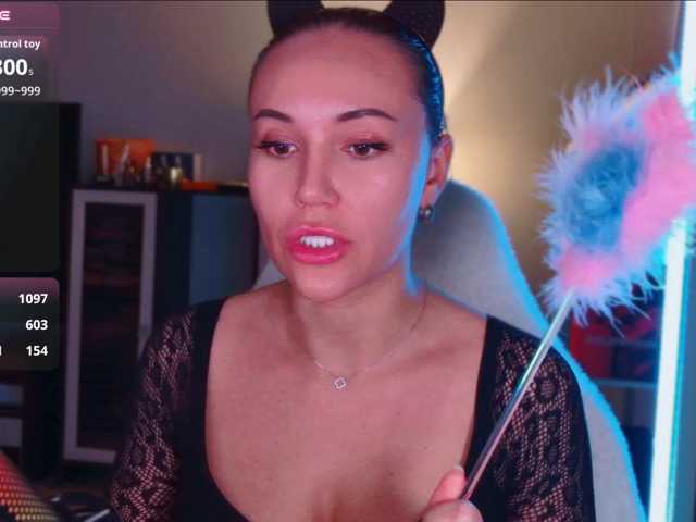 MAYAMI77 live cam on BongaCams