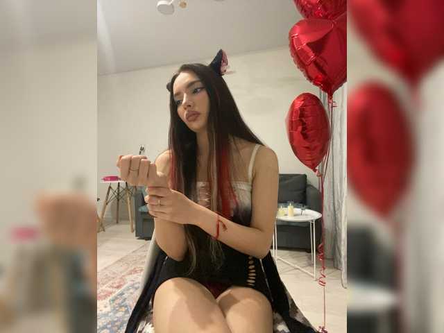 LineControl's BongaCams show and profile