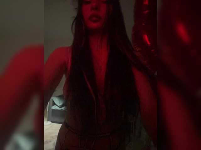 LineControl's BongaCams show and profile