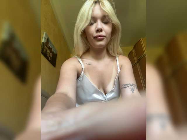 Arisharisha live cam on BongaCams
