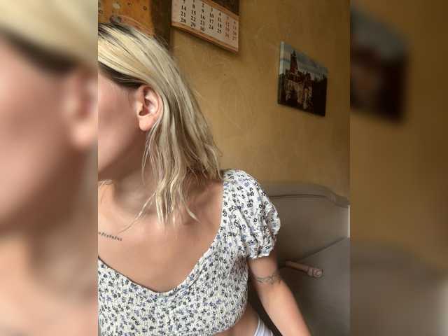 Arisharisha live cam on BongaCams