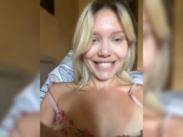 Live трансляция Arisharisha - slutnetki.online
