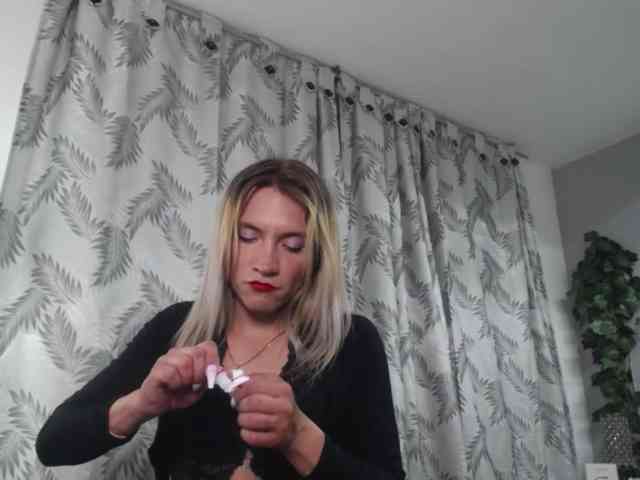 Barbie-Demon Live Webcam on BongaCams