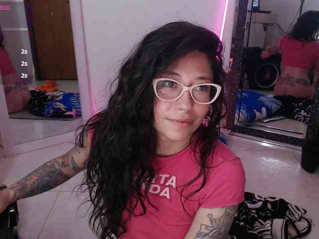 tattoo_highmami webcam