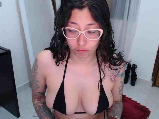tattoo_highmami webcam