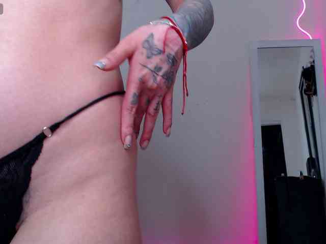 tattoo_highmami webcam