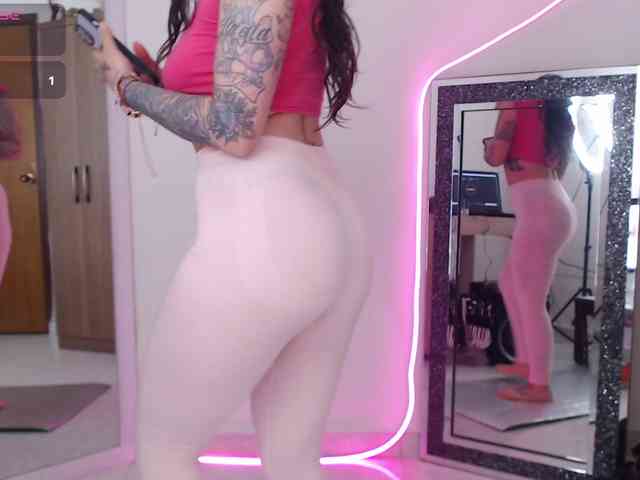 tattoo_highmami webcam