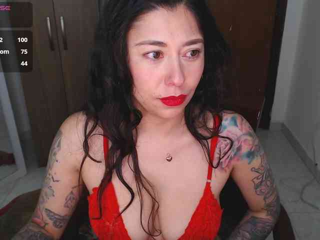 tattoo_highmami webcam