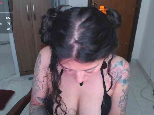 tattoo_highmami webcam