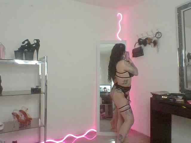 tattoo_highmami webcam