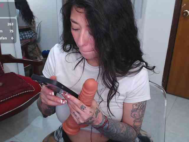 tattoo_highmami webcam
