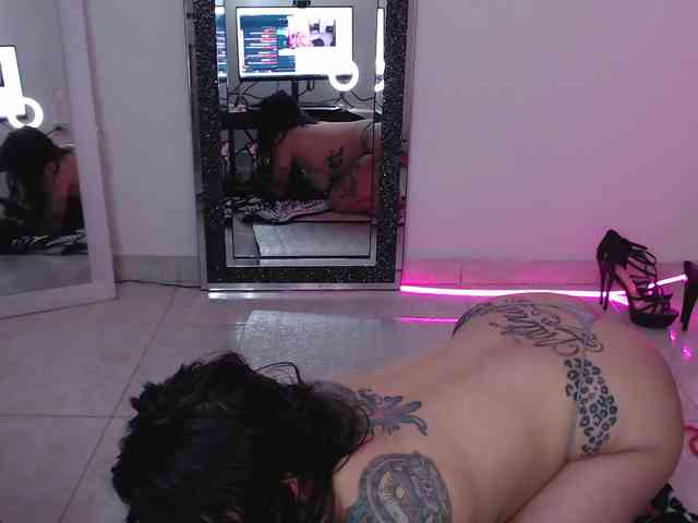 tattoo_highmami webcam