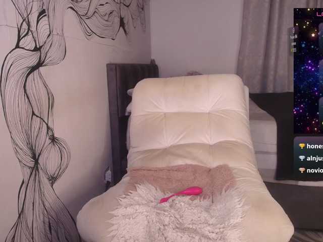 alivega101 live cam on BongaCams