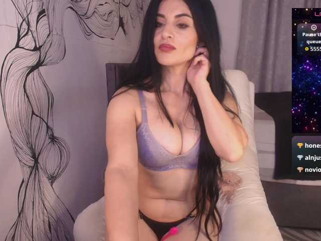 alivega101 live cam on BongaCams