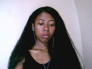 Jolie10's Live Webcam