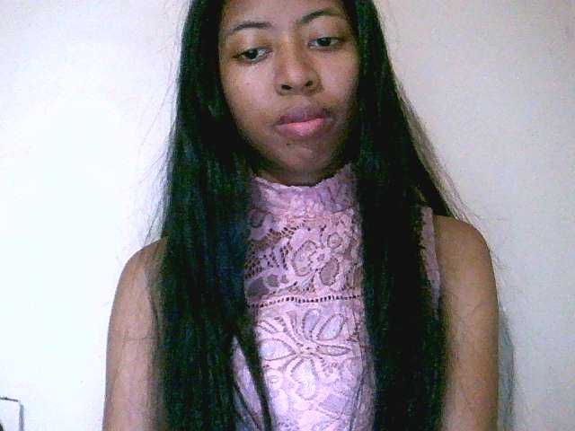 Jolie10 live cam on BongaCams