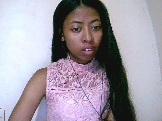 Jolie10 live cam on BongaCams