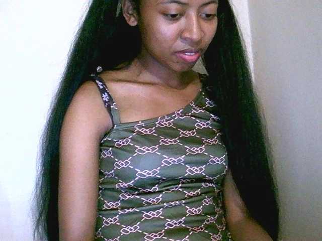 Jolie10 live cam on BongaCams
