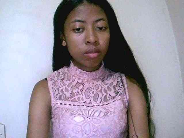 Jolie10 webcam