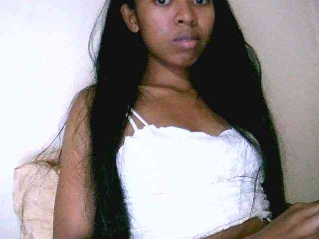 Jolie10 webcam
