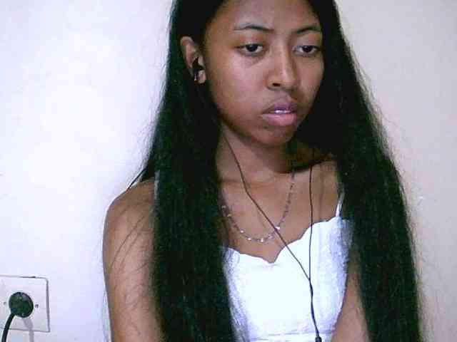 Jolie10 webcam