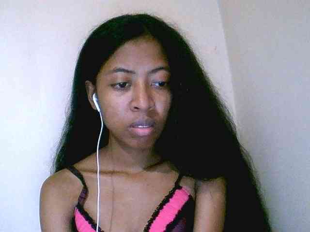 Jolie10 webcam