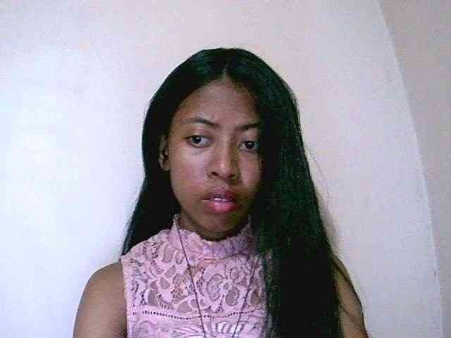 Model: Jolie10
