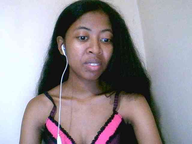 Jolie10 webcam
