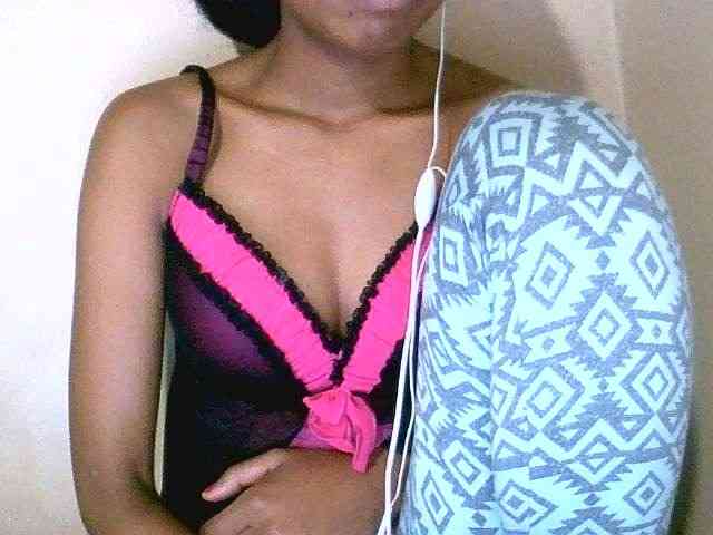 Jolie10 webcam