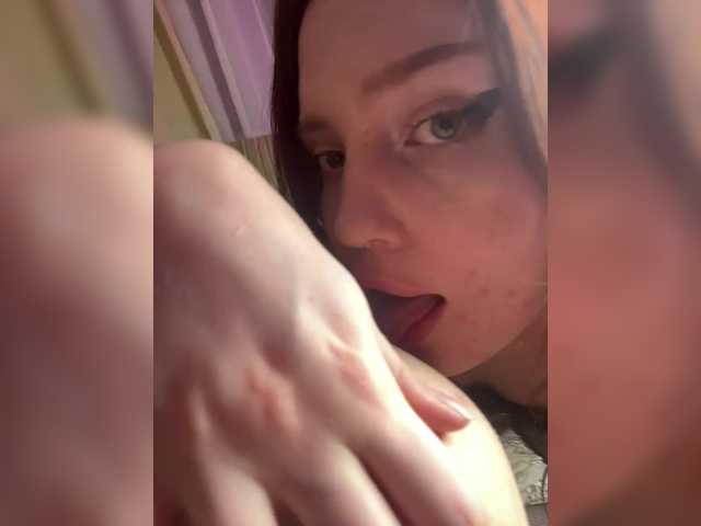 bugsbunny6 live cam on BongaCams