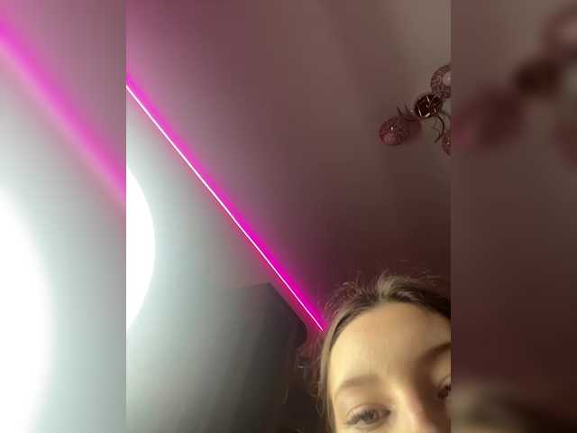bugsbunny6 live cam on BongaCams