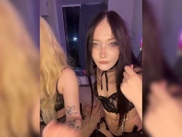 bugsbunny6 live cam on BongaCams