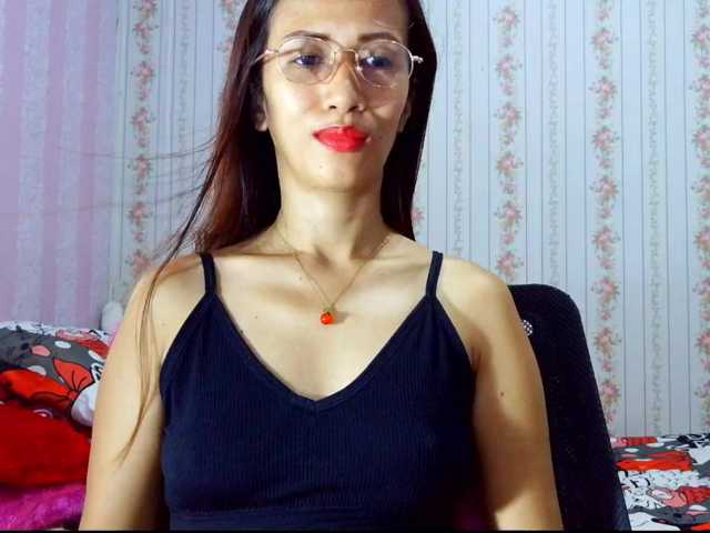 Clitoria live cam on BongaCams