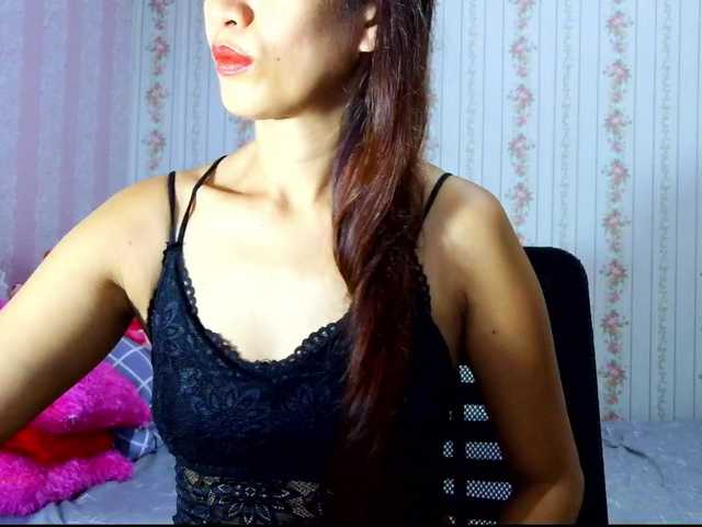 Clitoria live cam on BongaCams