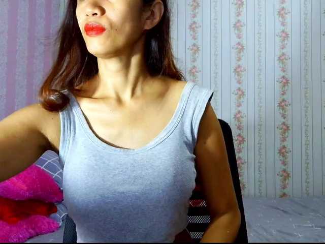 Clitoria live webcam show