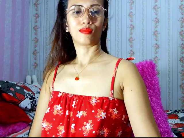 Clitoria live cam on BongaCams
