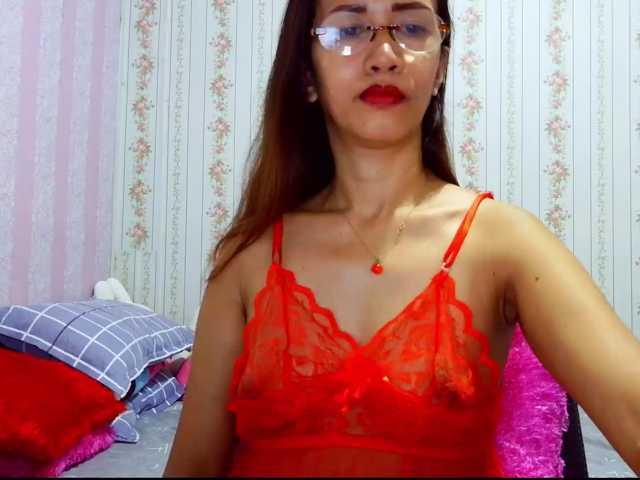 Clitoria live cam on BongaCams