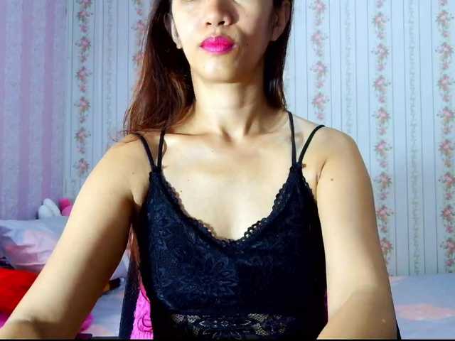 Clitoria live cam on BongaCams
