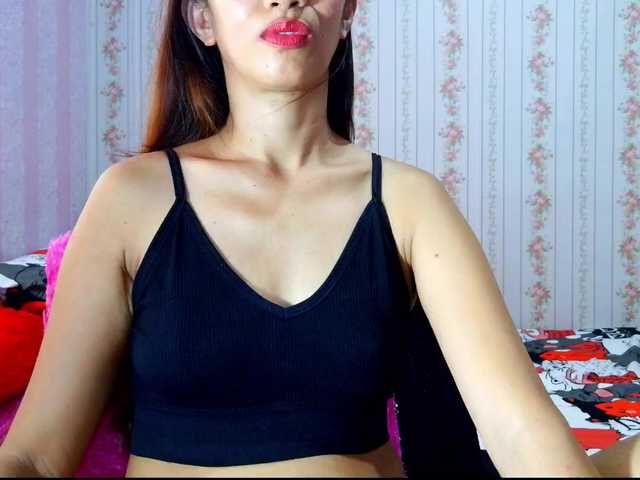 Clitoria live cam on BongaCams