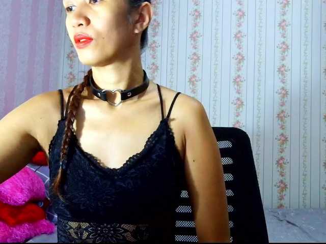 Clitoria live cam on BongaCams