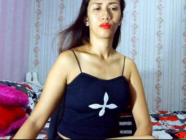 Clitoria live cam on BongaCams