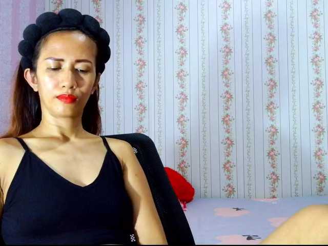 Clitoria live cam on BongaCams