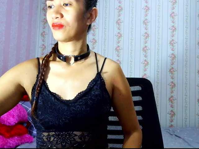 Clitoria live cam on BongaCams