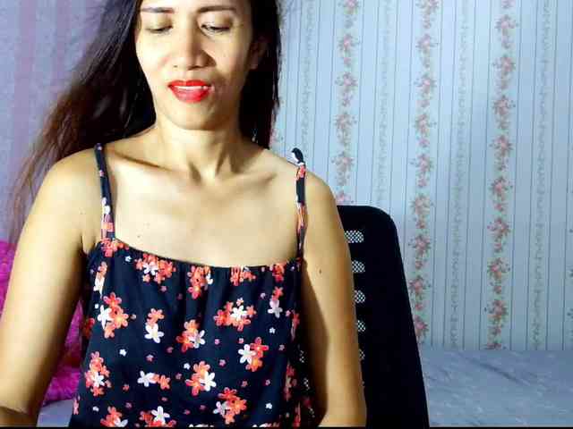 Clitoria Live Webcam on BongaCams