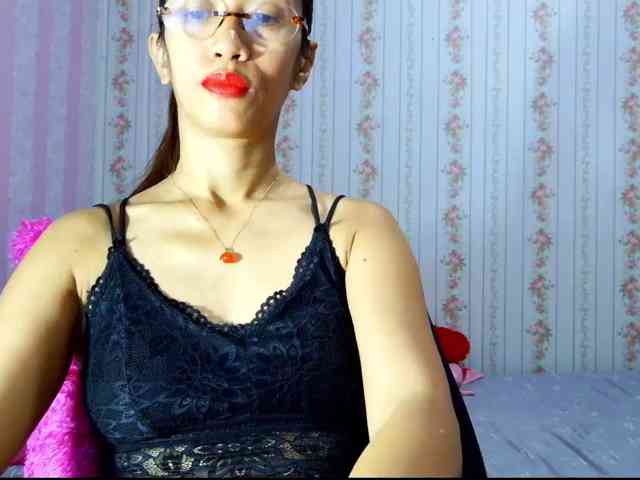 Model: Clitoria