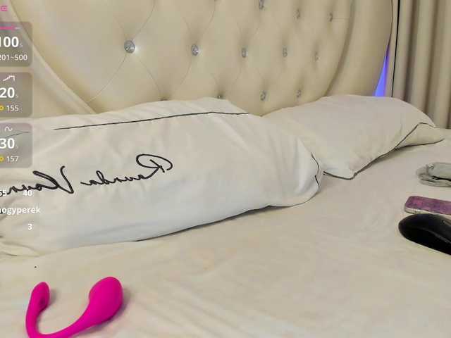 Flexibleass live cam on BongaCams