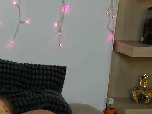 MilfQuens webcam